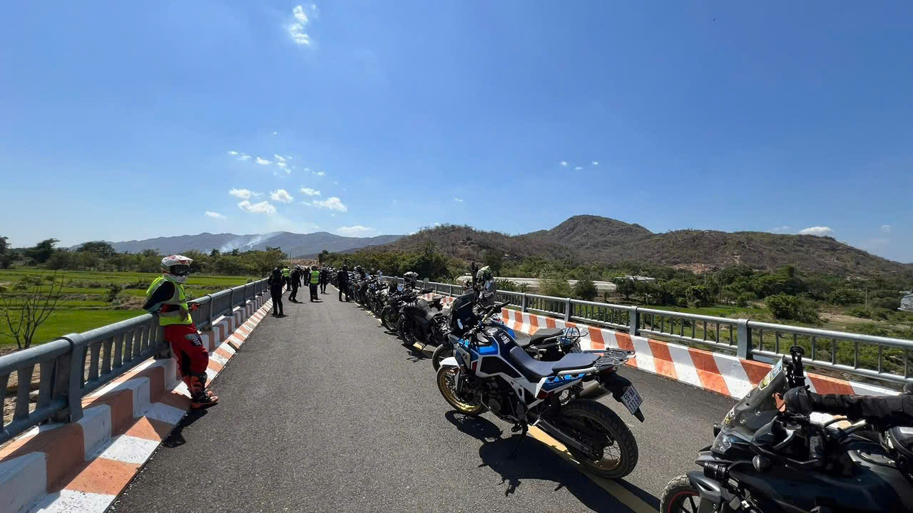 Guided Vietnam motorbike tour photo 15