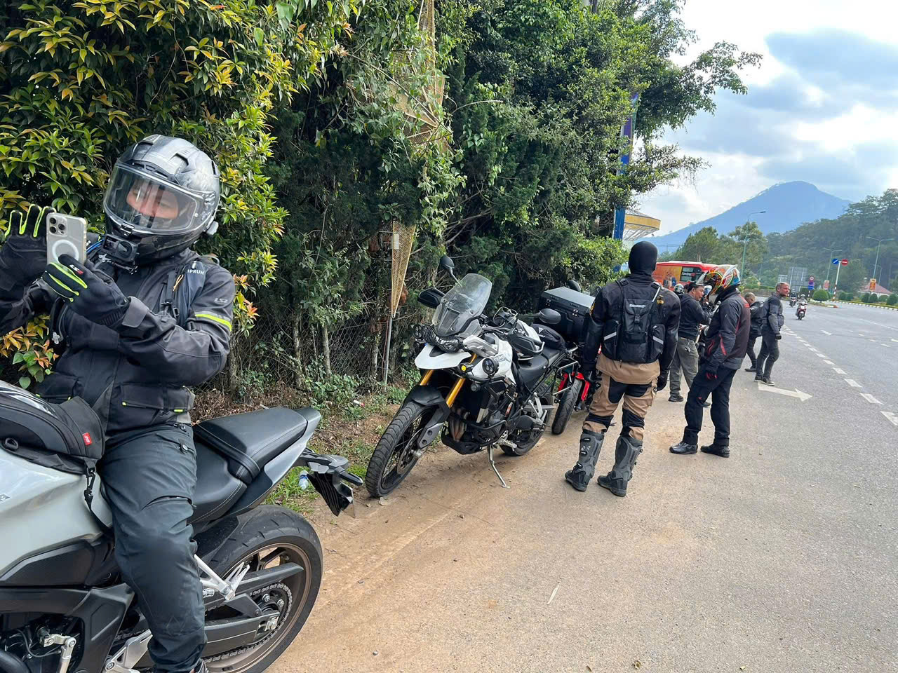 Guided Vietnam motorbike tour photo 17